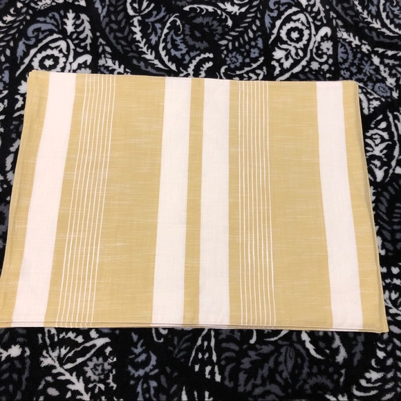 NWOT (4)Woven Stripe Placemats Yellow Project 62 - Picture 3 of 4
